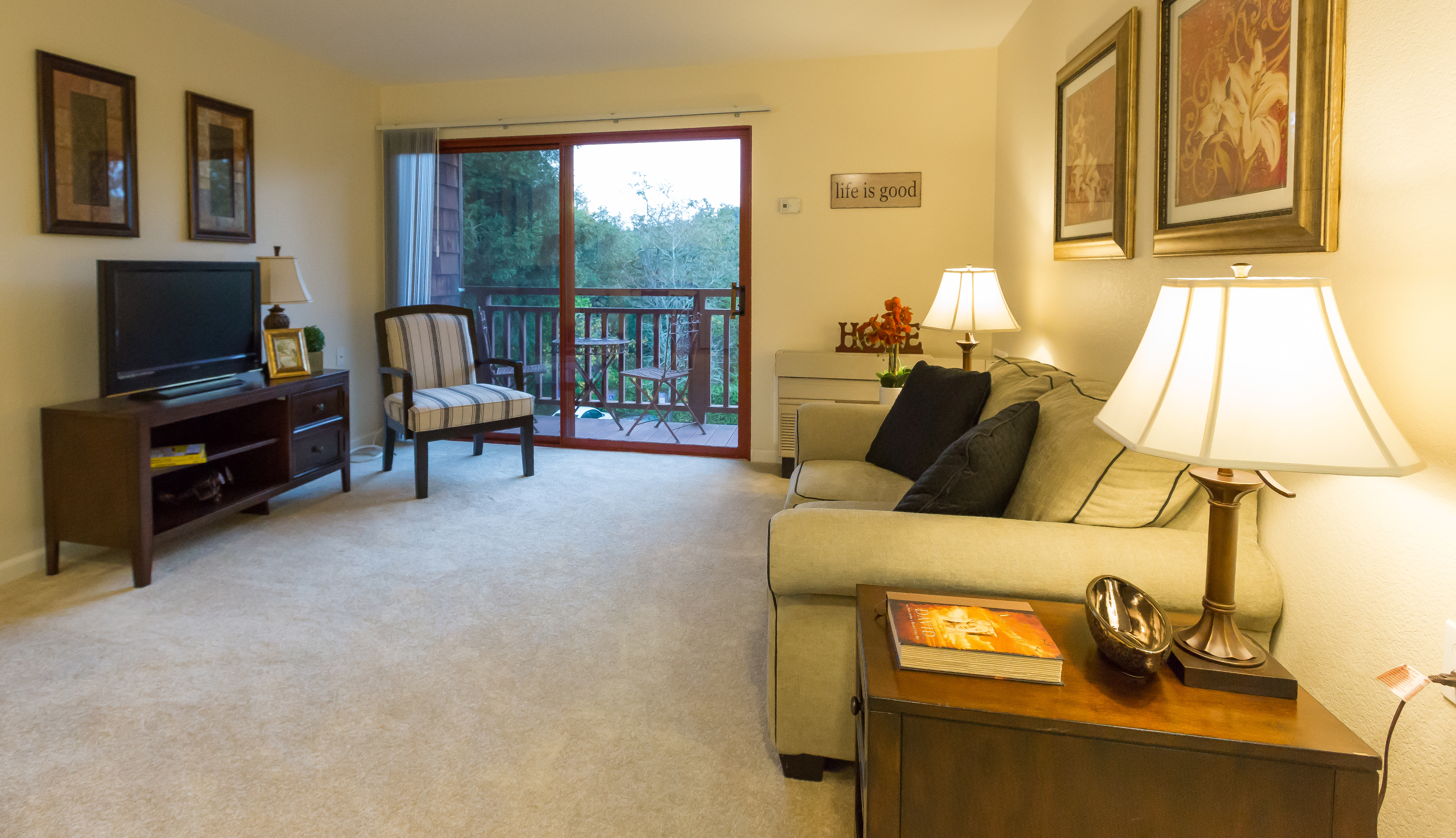 3-chanate-living-room
