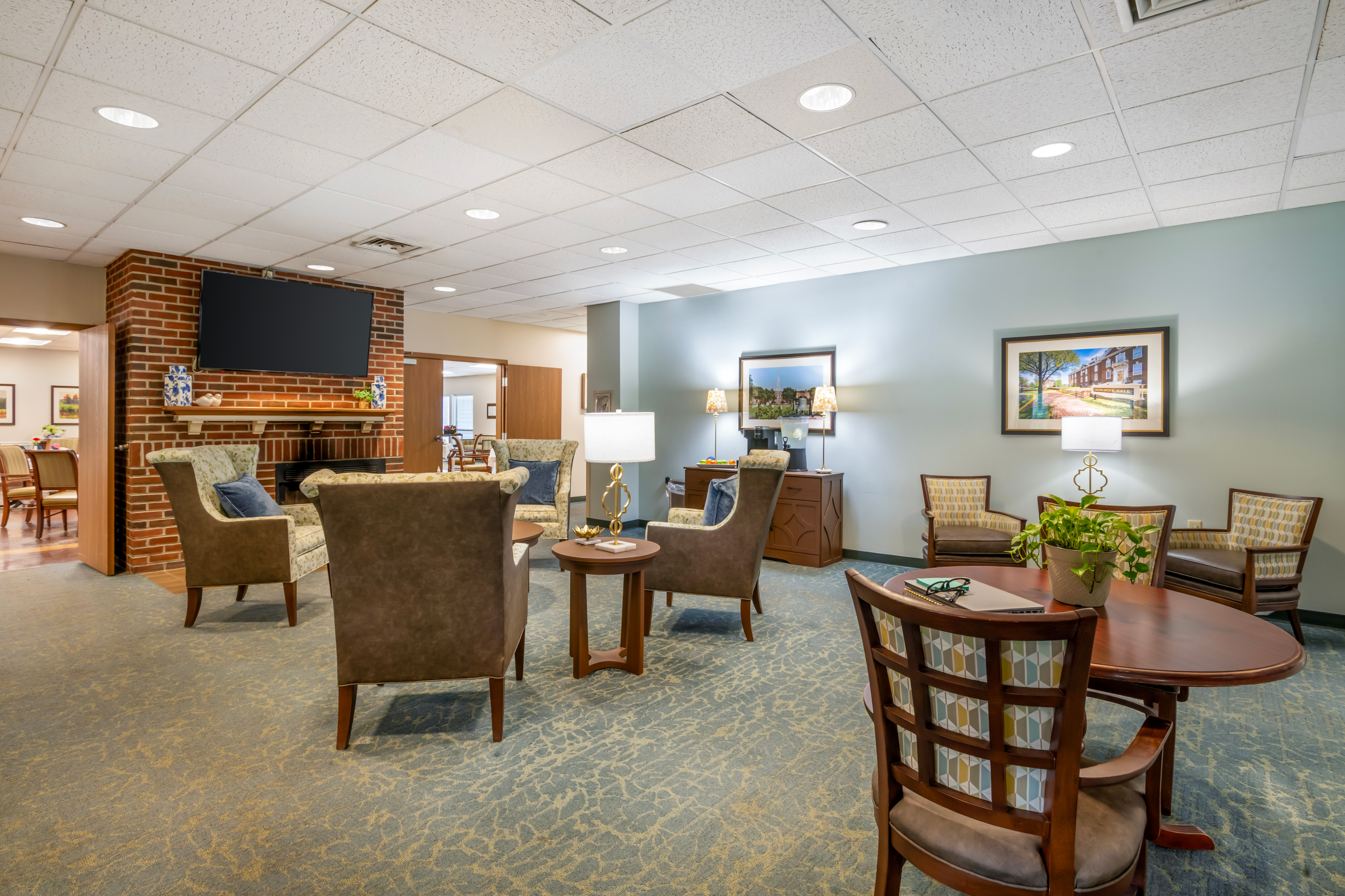 dover-community-living-room-