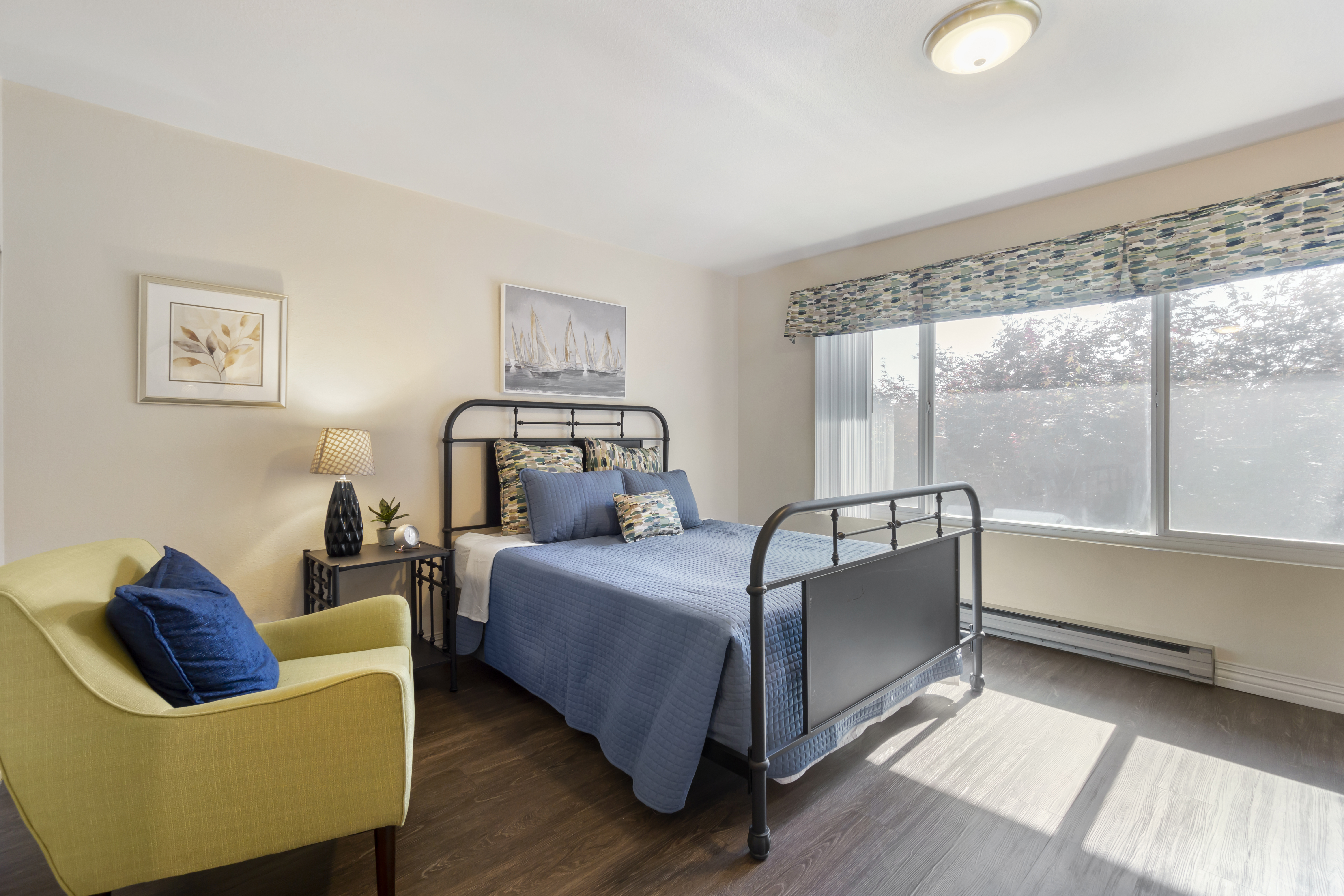 3-federal-way-apartment-bedroom
