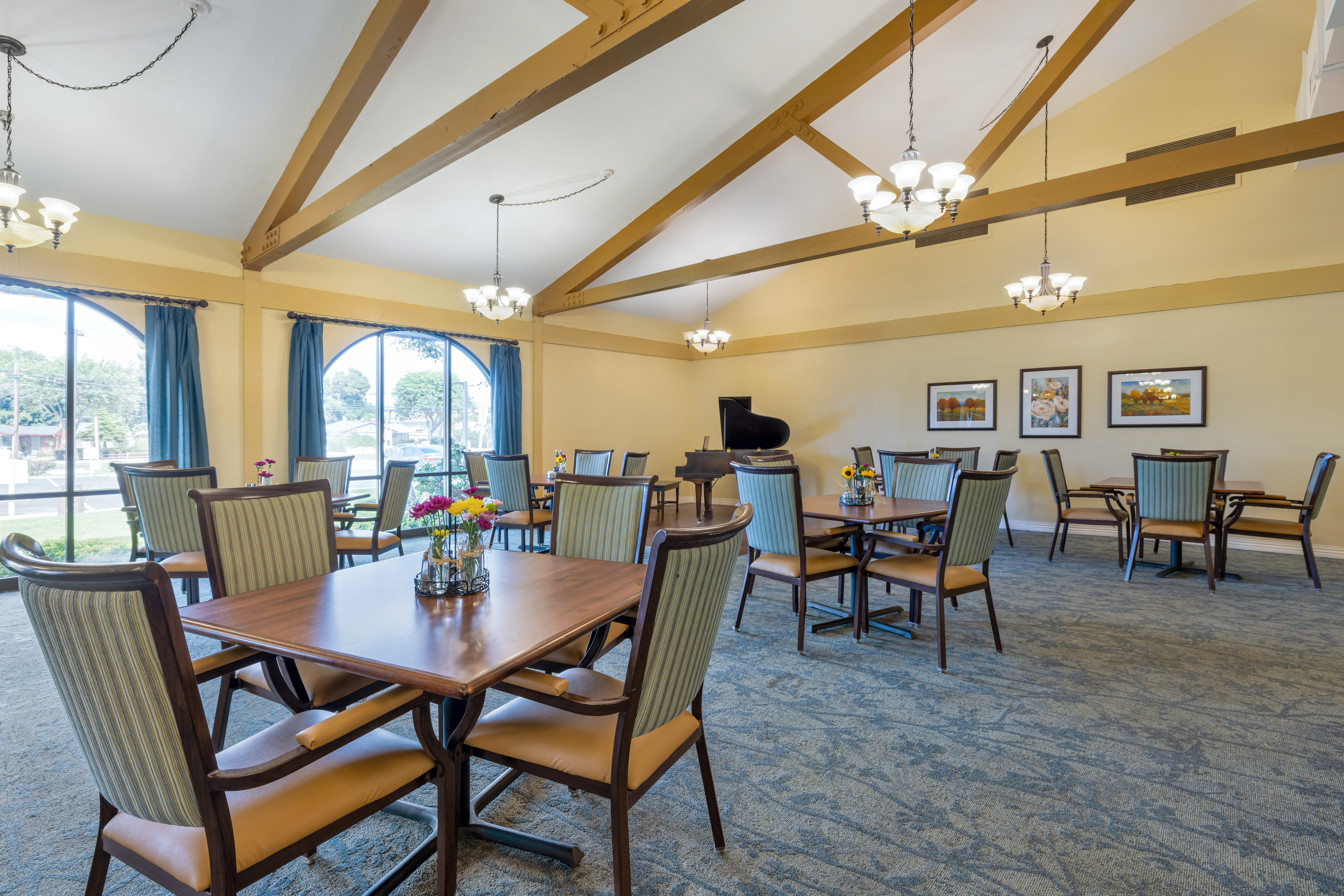 3-garden-grove-dining-room