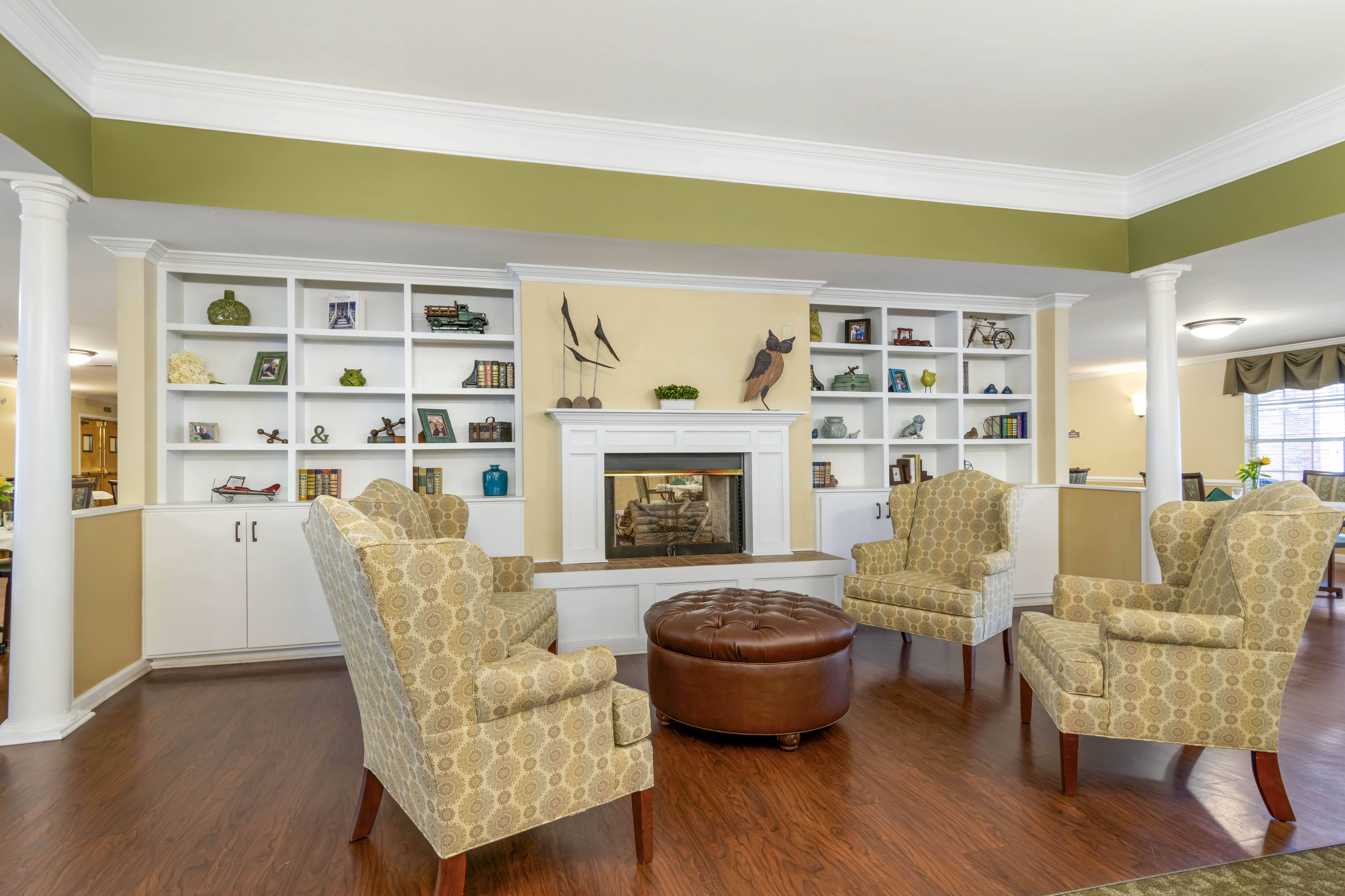 1-hixson-community-living-room