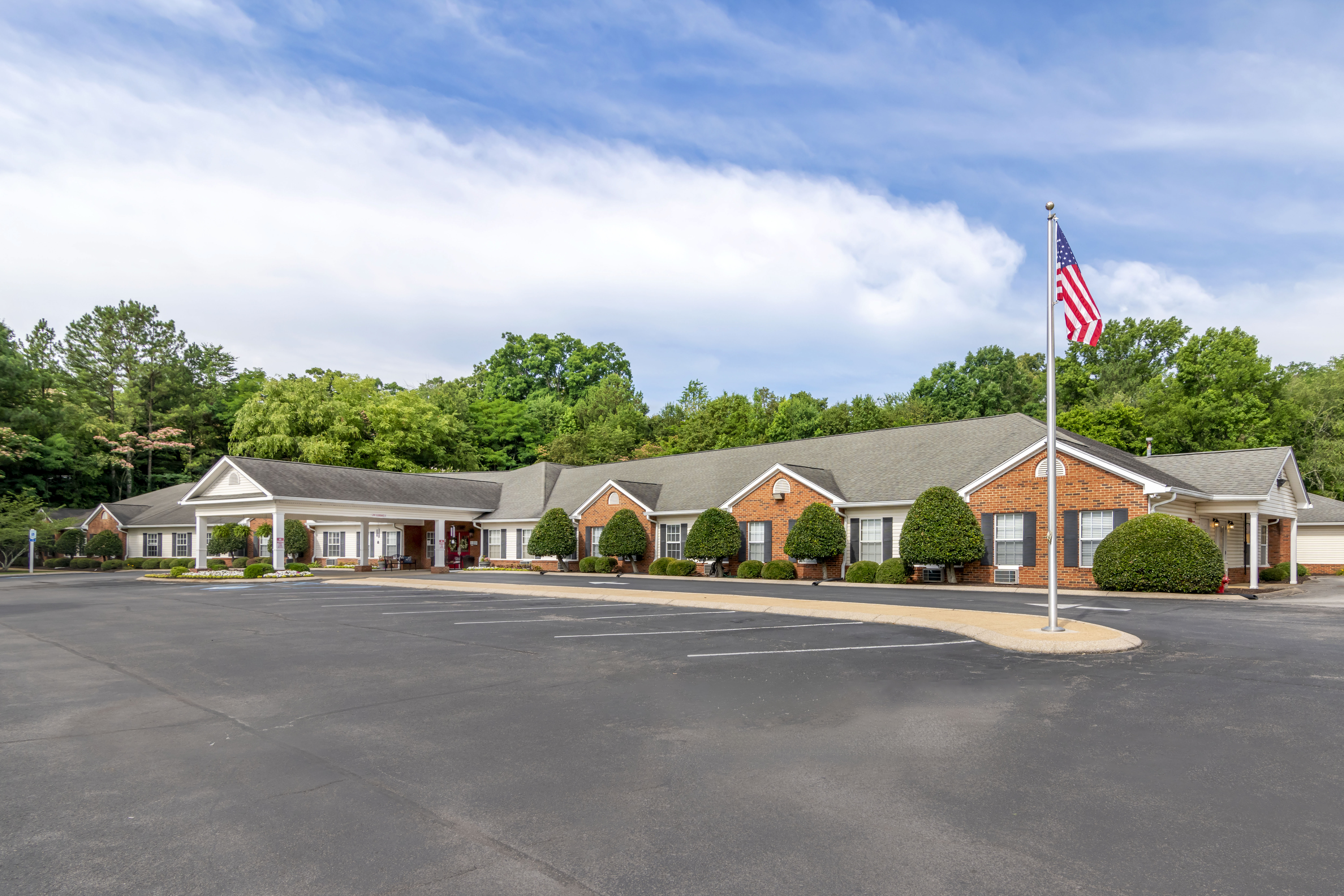 2-hixson-exterior