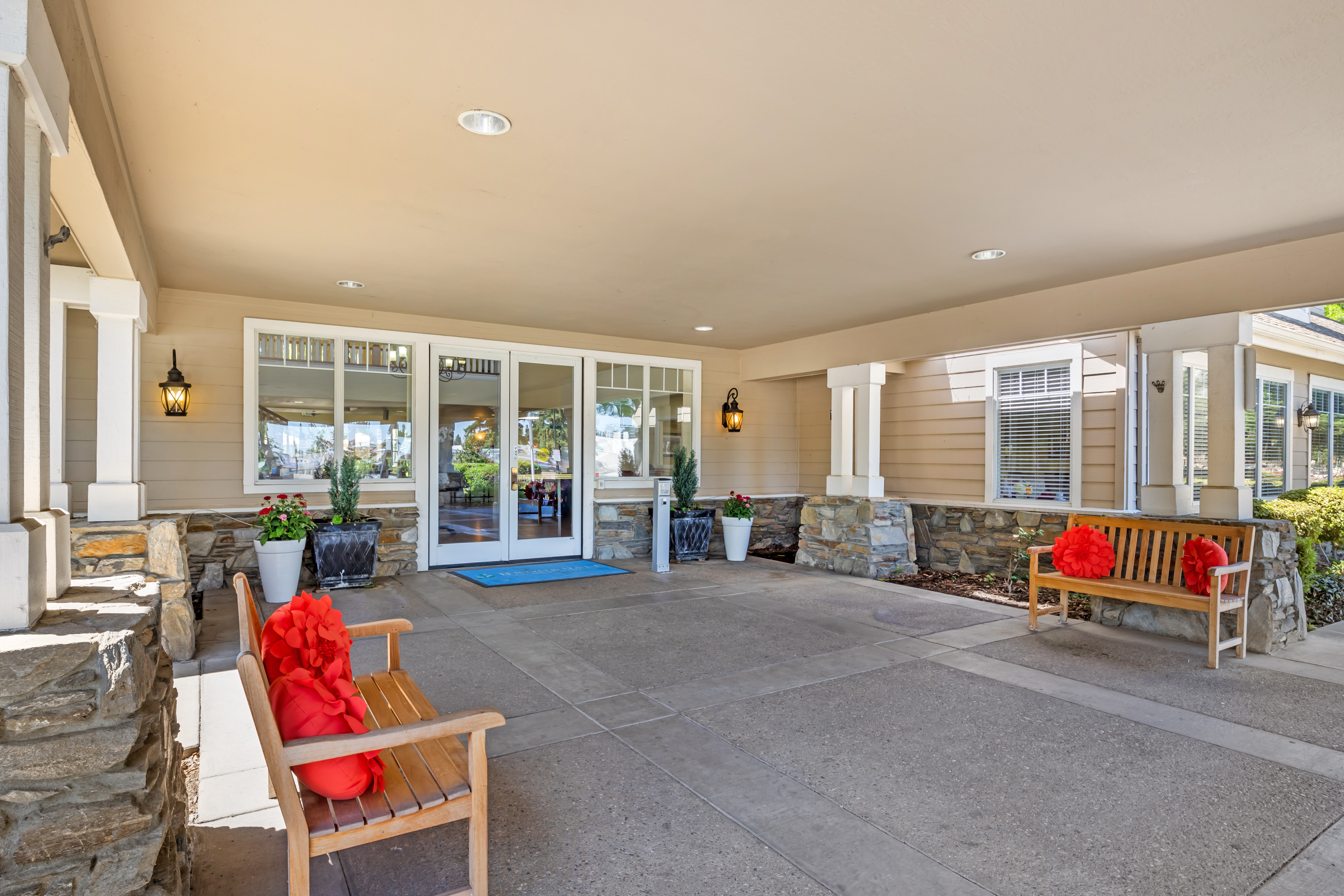 lodi-front-porch