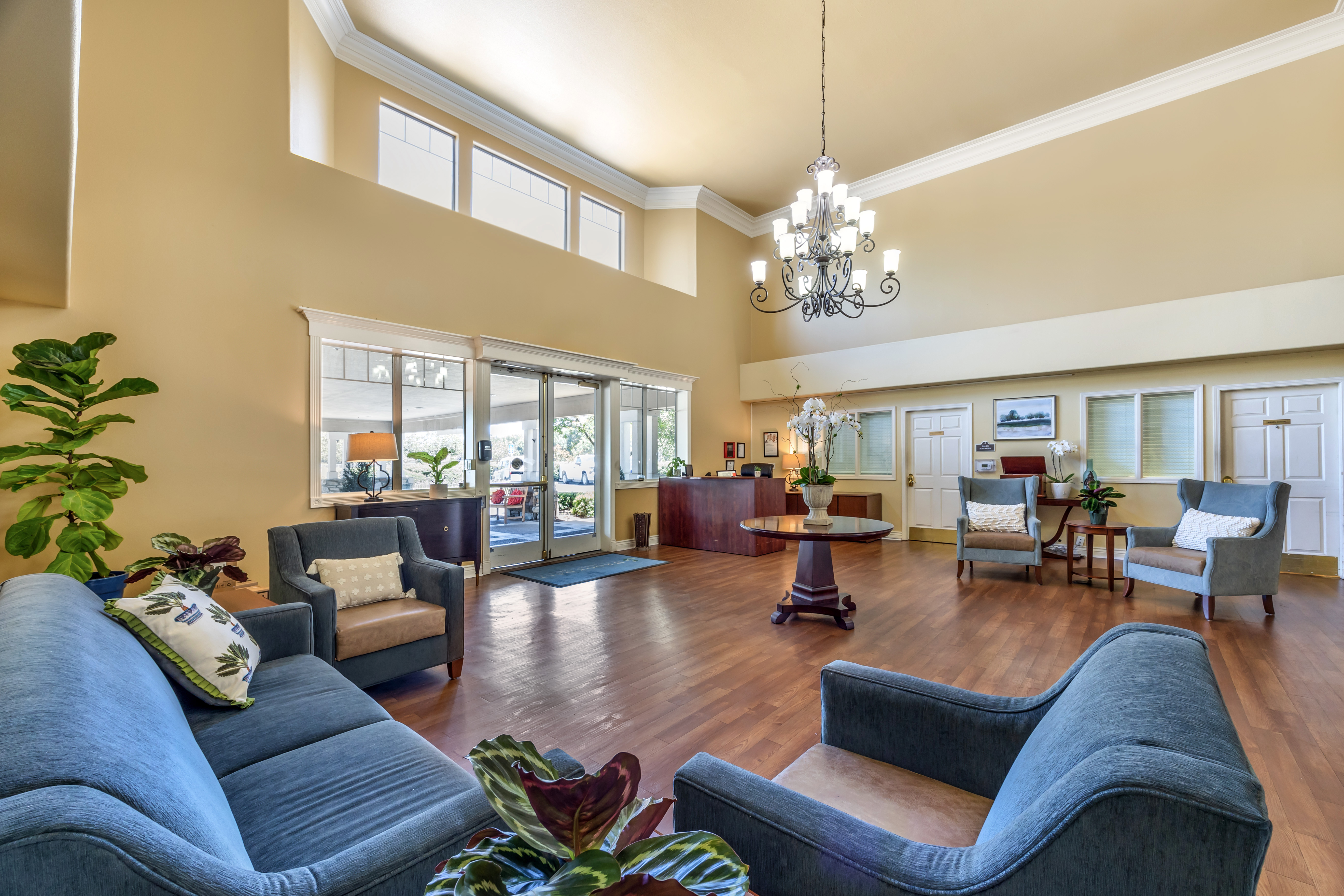 lodi-lobby