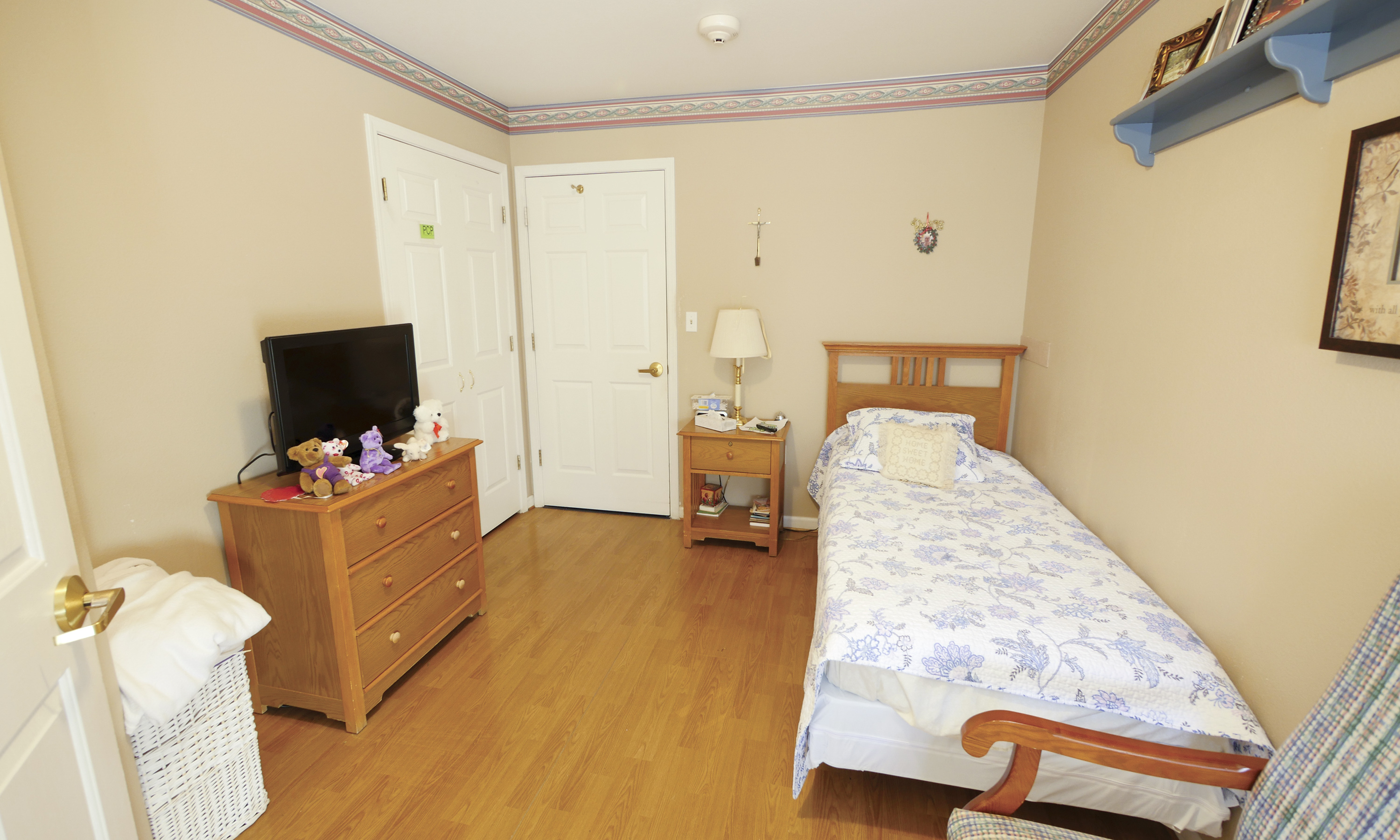 trail-ridge-bedroom