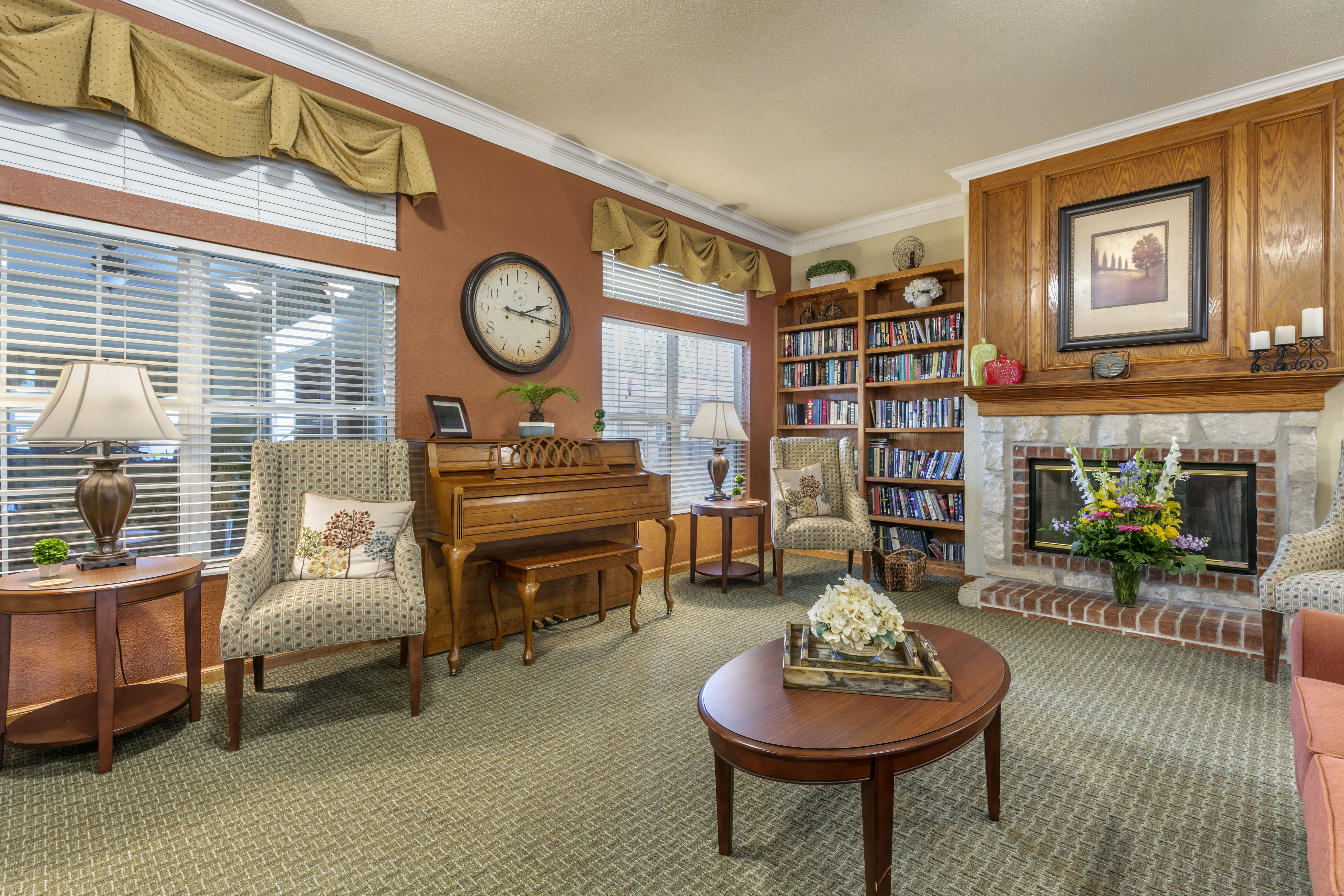 1-tullahoma-community-living-room