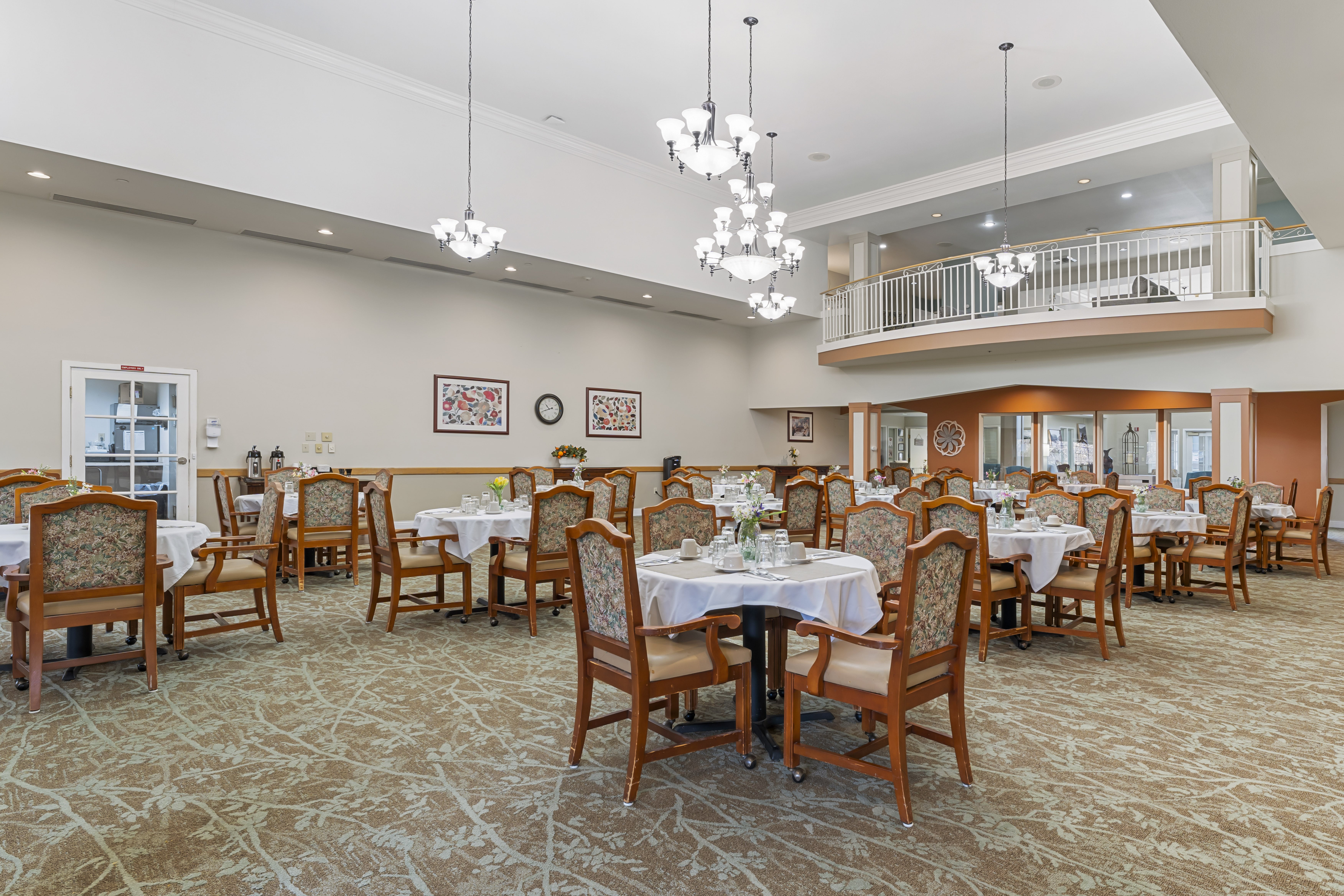 3-walla-walla-community dining room
